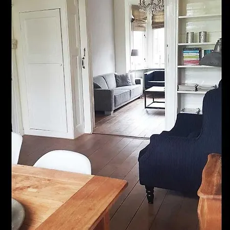 Beautiful Apartement Ginnekenweg 115m2 `2nd&3rd Floor' - 2 Terraces Appartement Breda