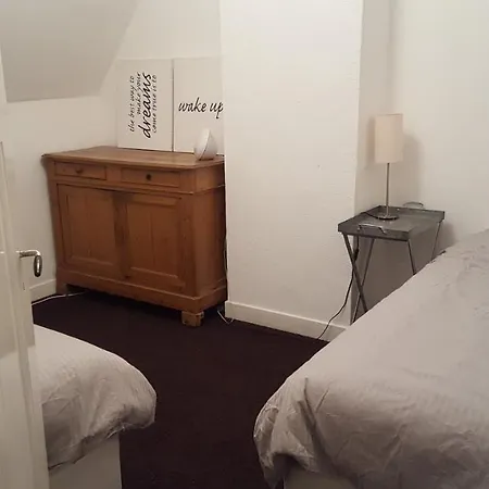 Beautiful Apartement Ginnekenweg 115m2 `2nd&3rd Floor' - 2 Terraces Appartement Breda